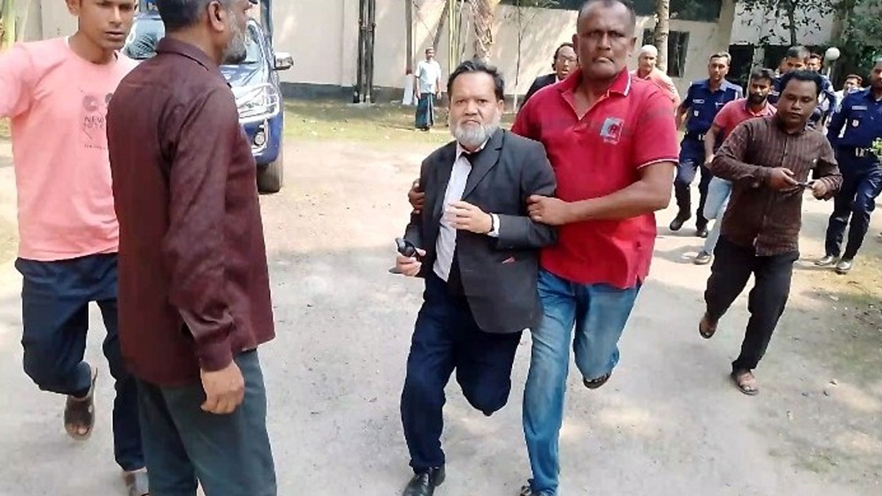 আদালতে হাজিরা দিতে এসে আ. লীগের ৫ নেতা গ্রেপ্তার