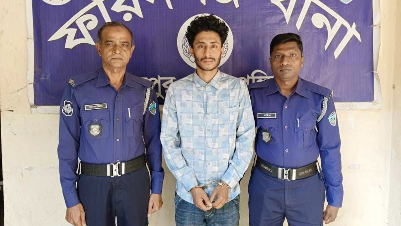 ‘আমি প্রেসিডেন্ট, আমাকে থানায় নিতে হলে ওসিকে আসতে হবে’