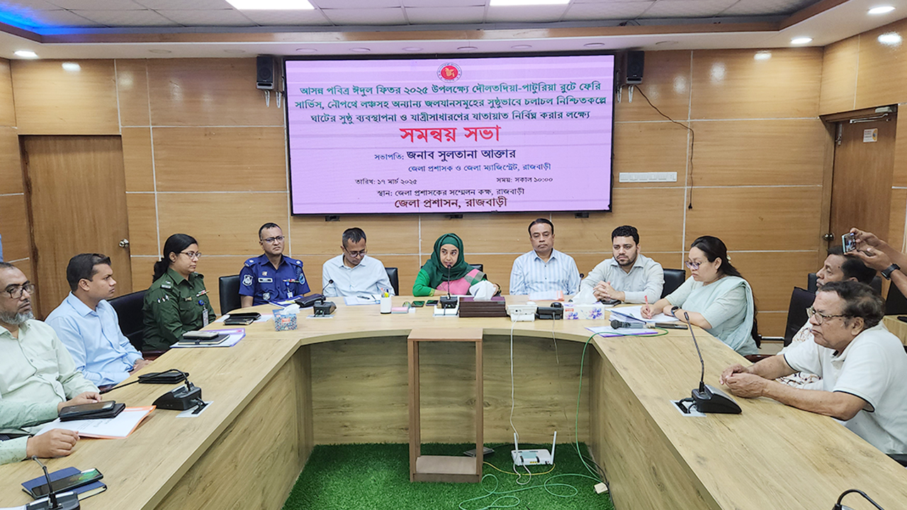 ঈদে দৌলতদিয়া-পাটুরিয়া নৌরুটে চলবে ১৭ ফেরি ও ২০ লঞ্চ