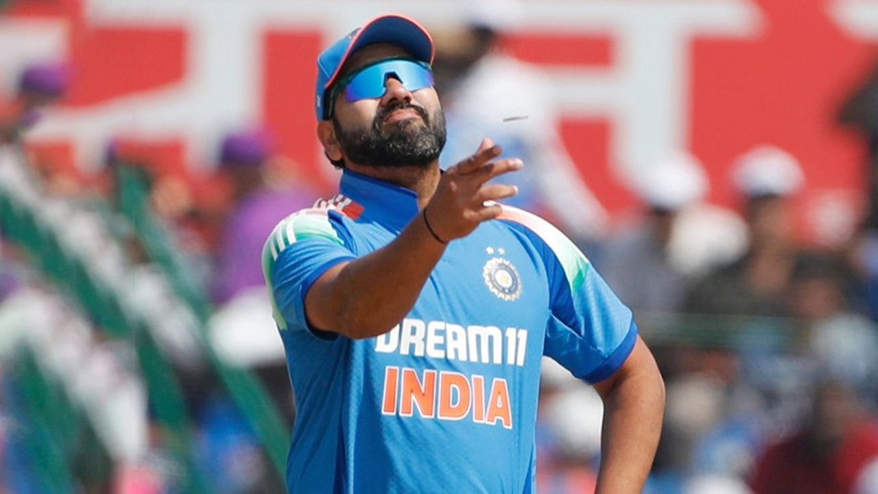 টানা ১৪ ম্যাচে টসে হার, অশ্বিন চান ‘আজও হারুক ভারত’