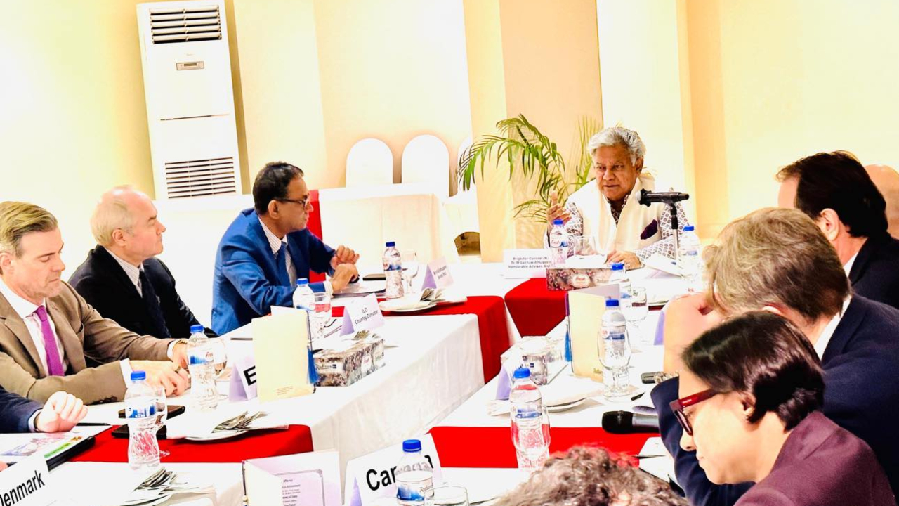 নারী শ্রমিকদের মাতৃত্বকালীন ছুটি ১২০ দিন করা হচ্ছে