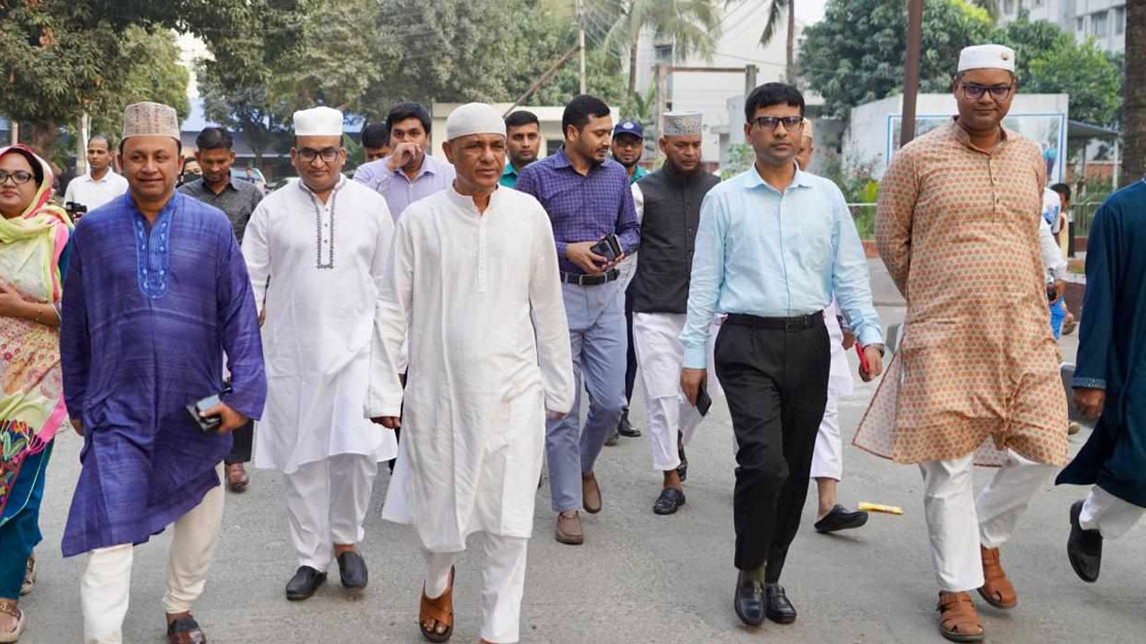দুই নারীর ওপর হামলার বিষয়ে যা বললেন স্বরাষ্ট্র উপদেষ্টা
