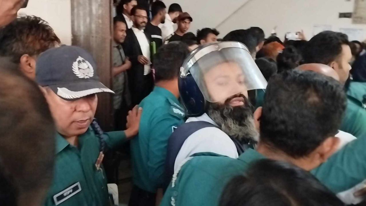 জবাই তো দেবেন, একটু সময় দেন : পুলিশকে সোলাইমান সেলিম