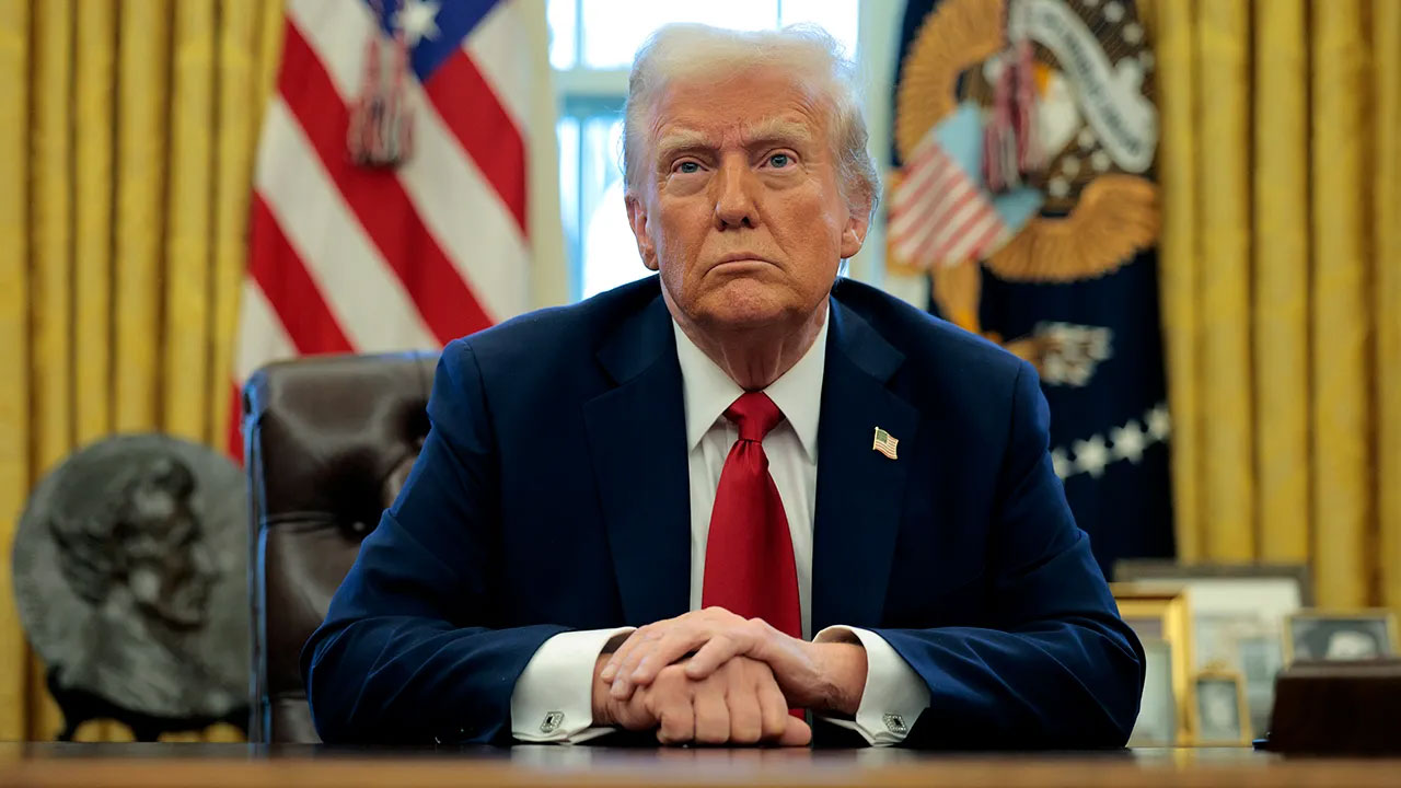 কানাডা-মেক্সিকোর ওপর ২৫ শতাংশ শুল্ক কার্যকরের ঘোষণা ট্রাম্পের