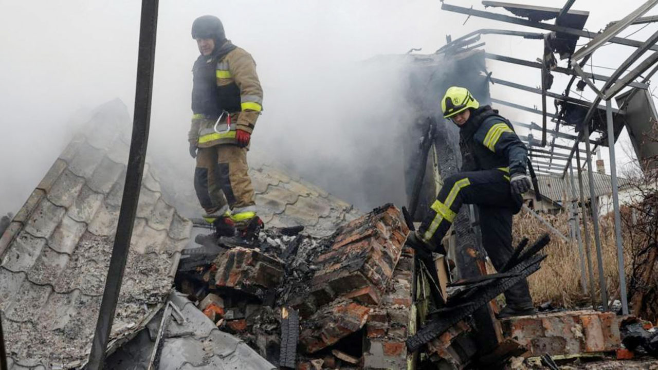 ফের ইউক্রেনে রাতভর ড্রোন হামলা রাশিয়ার