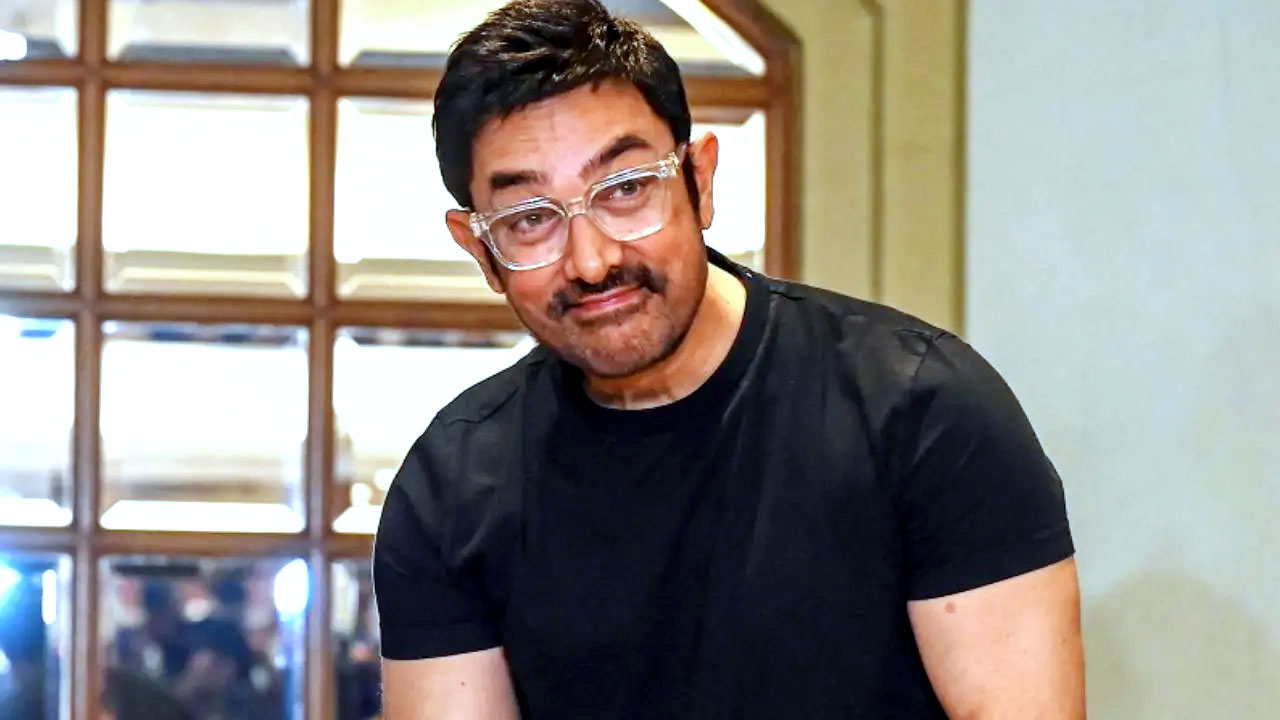 যে সিনেমার জন্য ১২ দিন গোসল করেননি আমির খান