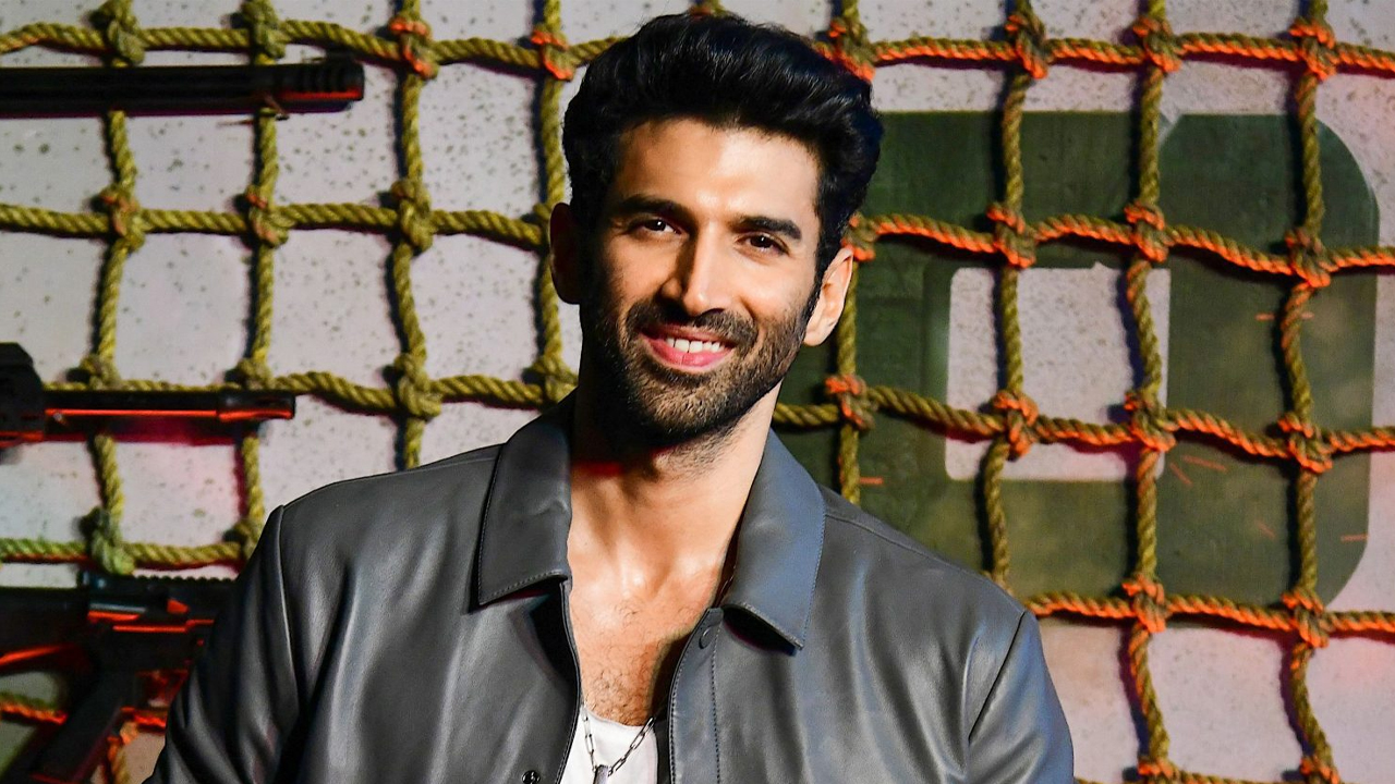 নতুন রূপে আদিত্য রায়ের আত্মপ্রকাশ