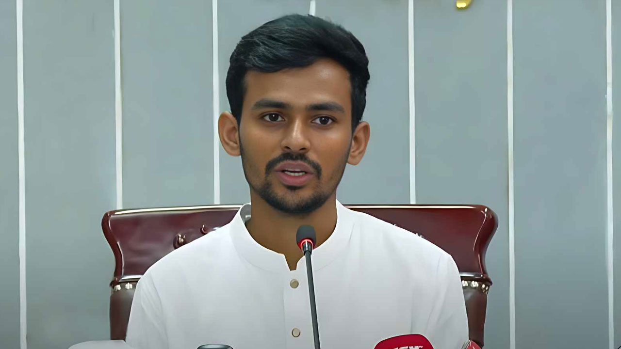 ফেসবুক-ইউটিউবে আওয়ামী লীগের পক্ষে কথা বললেই গ্রেপ্তার