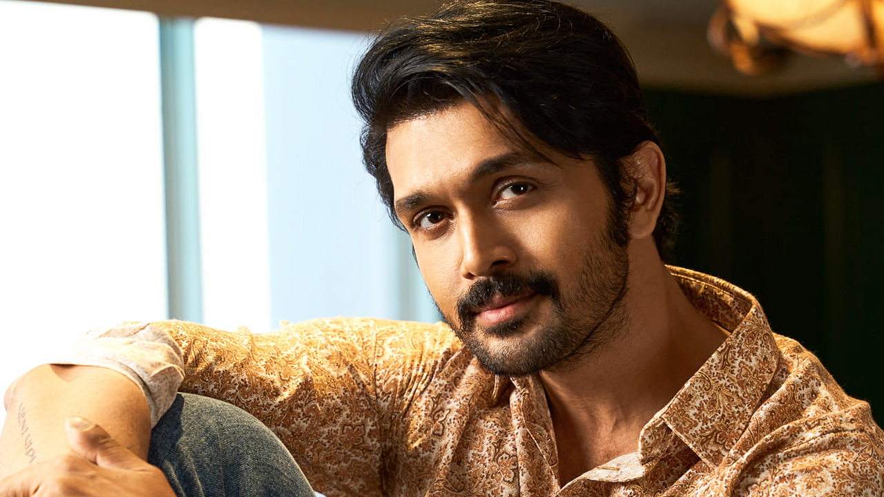 আমি সচেতনভাবে অরাজনৈতিক মানুষ : আরিফিন শুভ