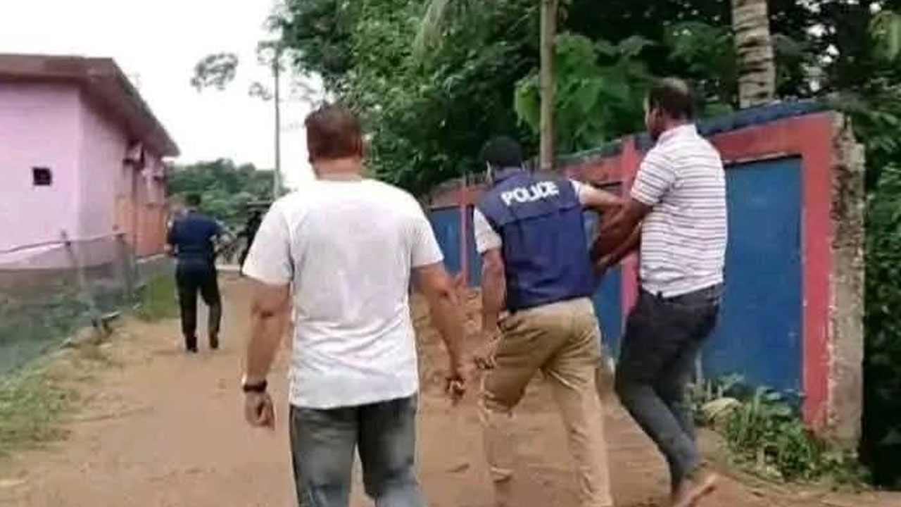 মৌলভীবাজারে মাদরাসা শিক্ষকের ওপর হামলা, গ্রেপ্তার ১