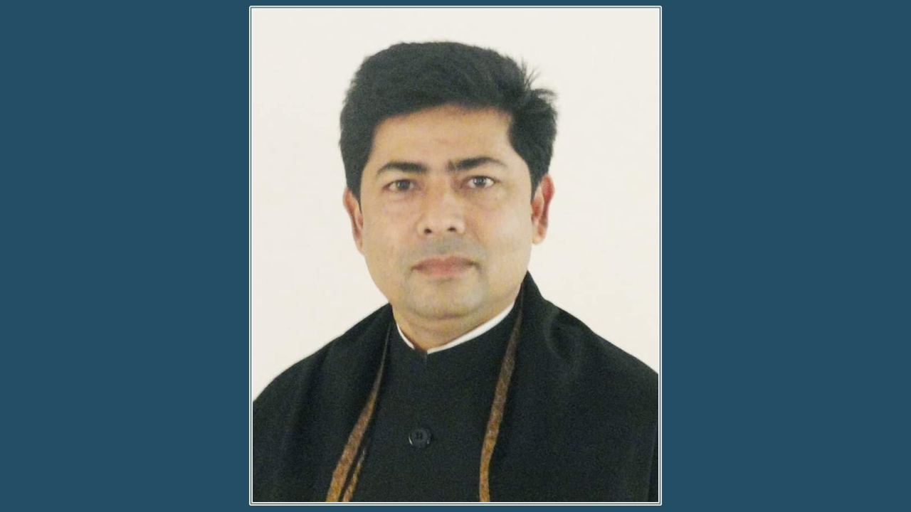 যুক্তরাষ্ট্র যাওয়ার সময় বিমানবন্দরে গ্রেপ্তার আওয়ামী লীগ নেতা