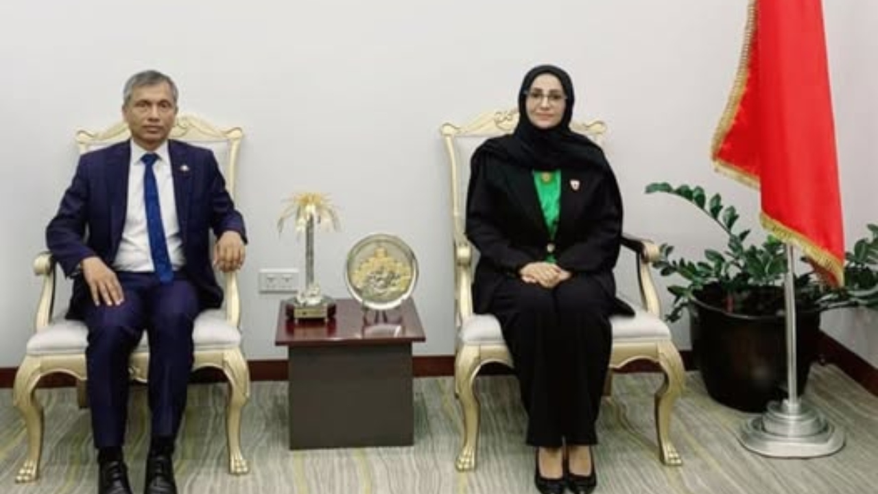 বাহরাইনের স্বাস্থ্য মন্ত্রীর সঙ্গে বাংলাদেশি দূতের বৈঠক