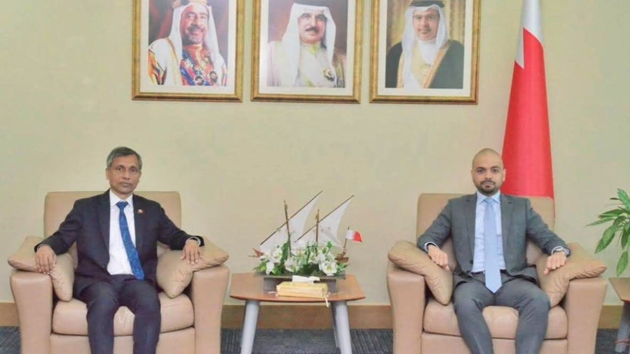 বাহরাইনের মন্ত্রীর সঙ্গে বাংলাদেশের রাষ্ট্রদূতের সাক্ষাৎ