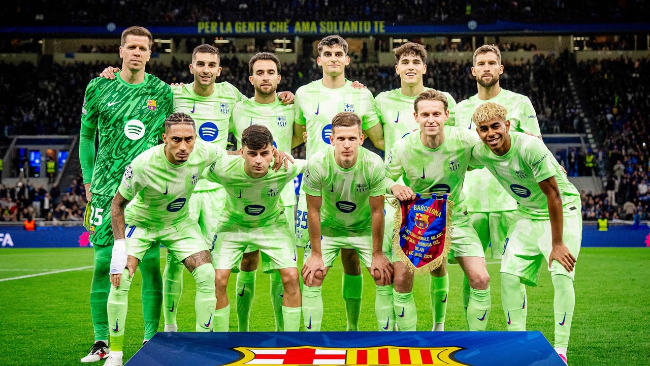 চ্যাম্পিয়ন্স লিগের স্বপ্নভঙ্গের পর আরেক শিরোপায় চোখ বার্সার