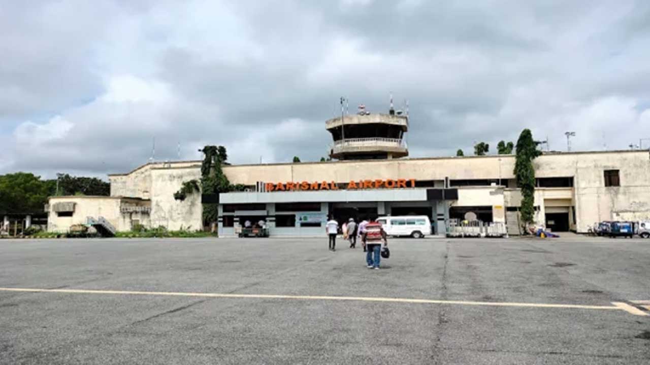 ঈদযাত্রায় দক্ষিণাঞ্চলের যাত্রী সেবায় নেই রাষ্ট্রীয় বিমান-স্টিমার