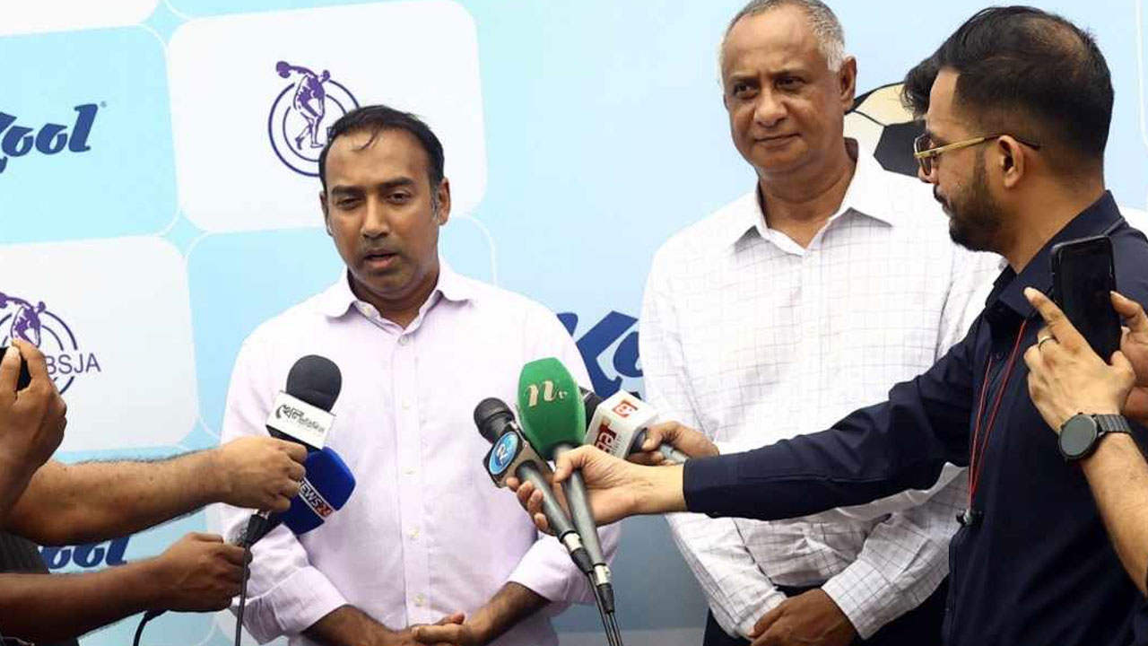 হামজাদের সিঙ্গাপুর ম্যাচ টিকিট নিয়ে যা বলছেন বাফুফে সভাপতি