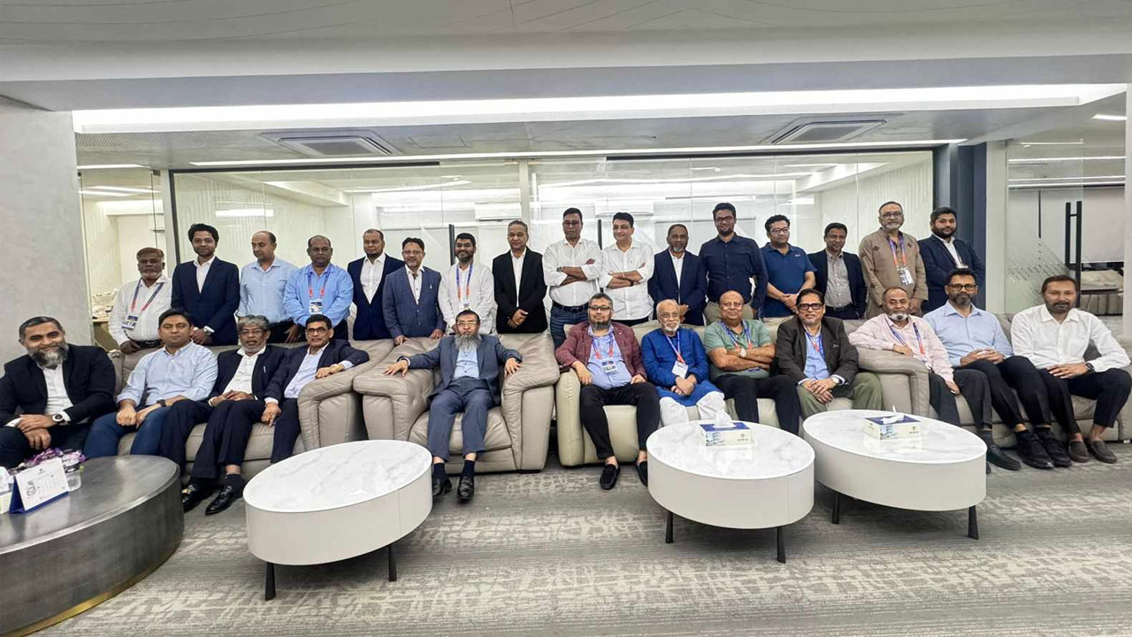 বিকেএমইএ নির্বাচন: হাতেমের নেতৃত্বাধীন পূর্ণ প্যানেল বিজয়ী