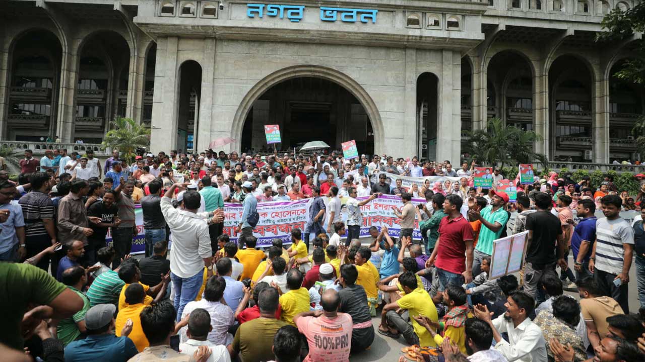 ইশরাককে মেয়র পদে বসানোর দাবিতে লাগাতার অবস্থান কর্মসূচি ঘোষণা