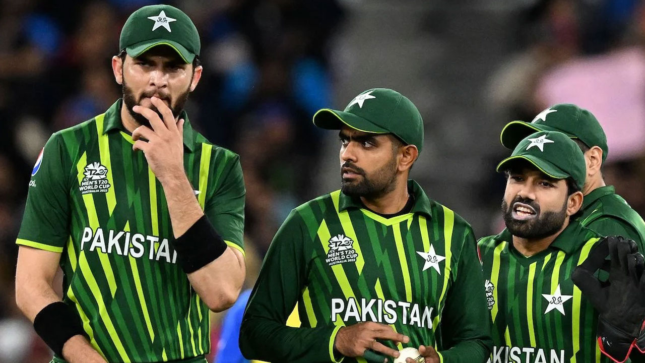 বাংলাদেশের বিপক্ষে পাকিস্তানের স্কোয়াডে নেই বাবর-রিজওয়ান-শাহিন