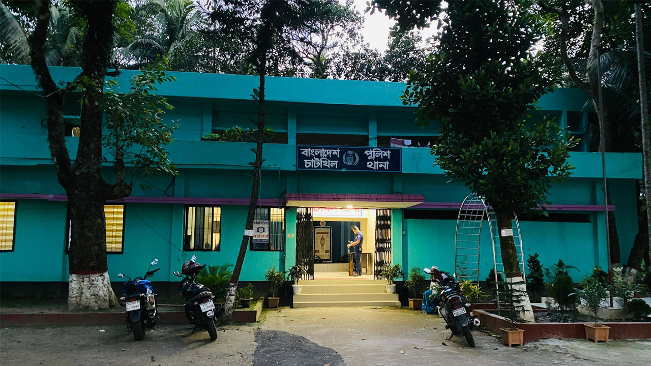 জমে থাকা বৃষ্টির পানি নিয়ে কথা কাটাকাটি-হাতাহাতি, মৃত্যু