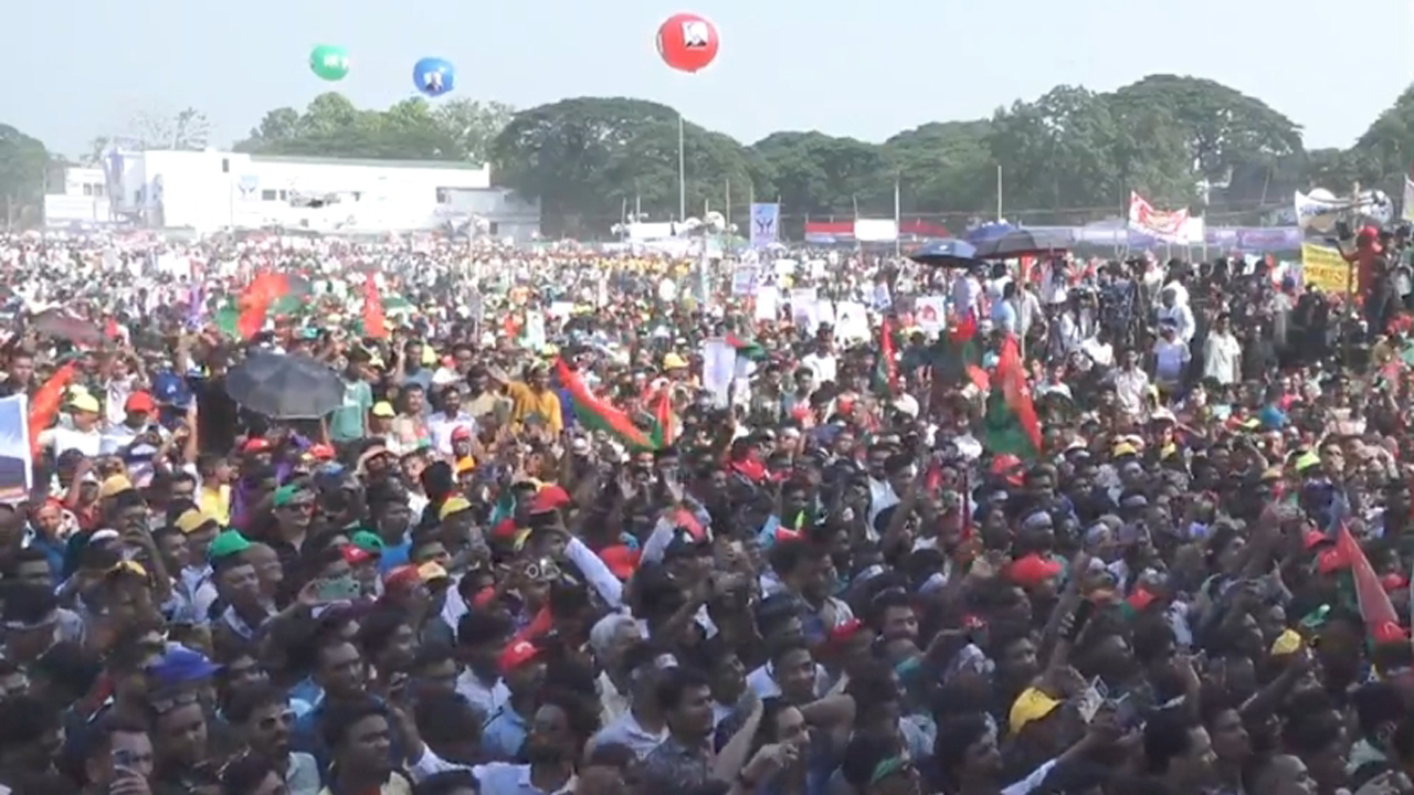 চট্টগ্রামে বিএনপির তারুণ্যের সমাবেশ, কড়া রোদেও জনস্রোত