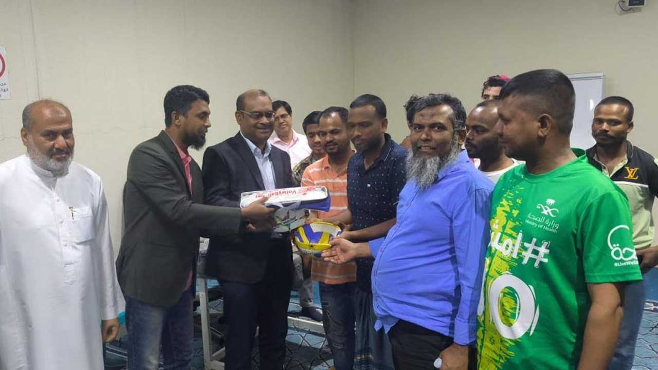 প্রবাসীদের সেবা দিতে কনসাল জেনারেলের সৌদির বিশা শহর সফর
