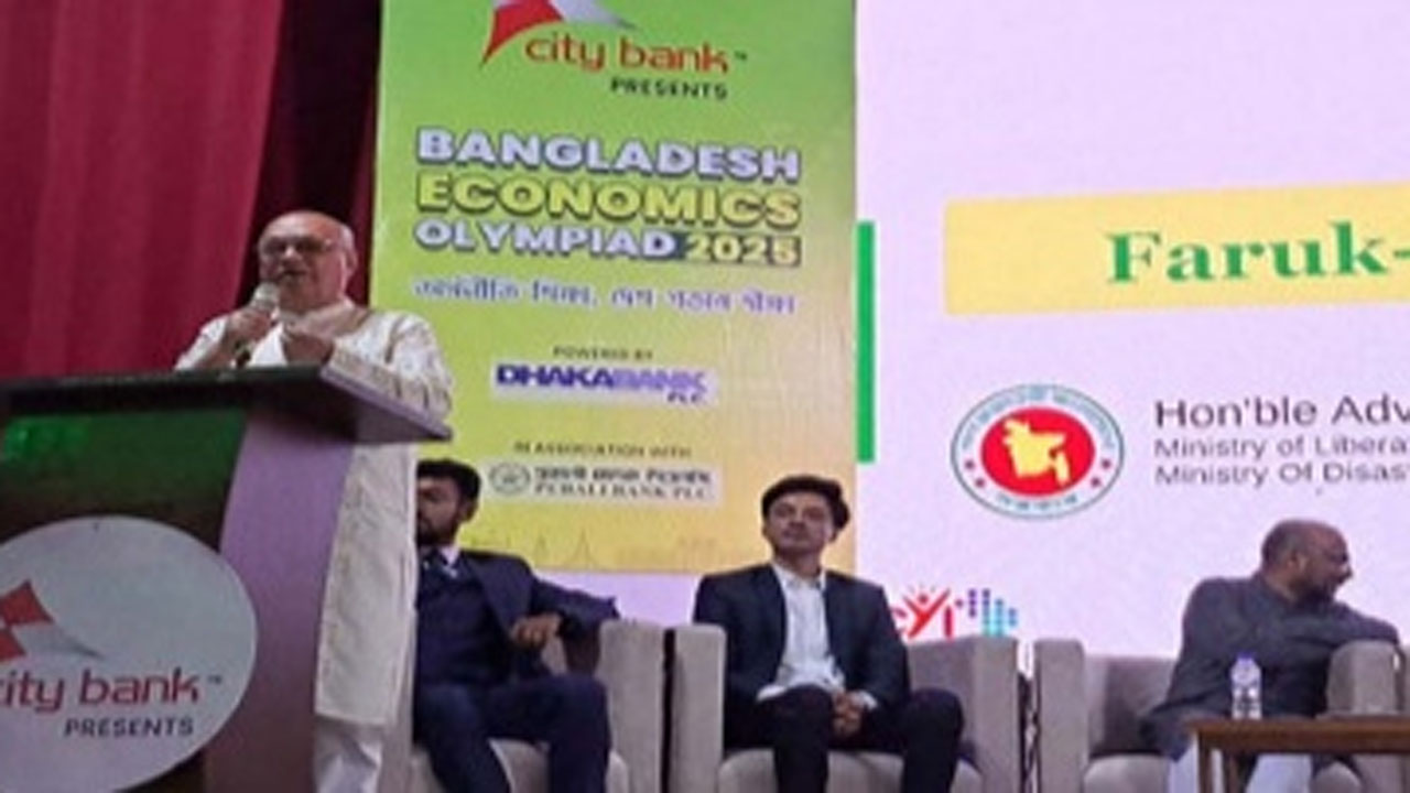 ক্ষুদ্রঋণ ও সামাজিক ব্যবসাভিত্তিক মানবিক অর্থনীতির সূচনা চট্টগ্রাম থেকে