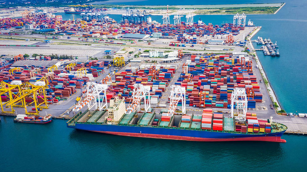 চট্টগ্রাম বন্দরে কন্টেইনার জট নিরসনে বিশেষ আদেশ জারি