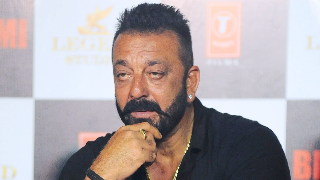 ক্যানসারে আক্রান্ত সঞ্জয় দত্ত কেমন আছেন?