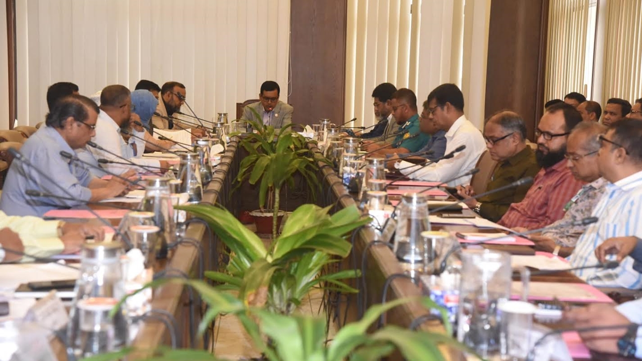এক আবেদনেই ৫ সেবা, ব্যবসা শুরুর প্রক্রিয়া সহজ করবে ডিএসসিসি