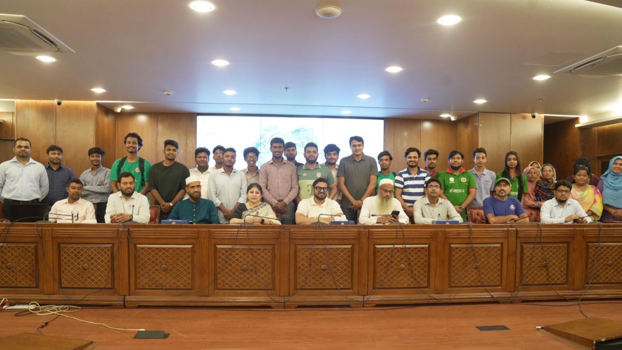 ৩৩ খাল রক্ষণাবেক্ষণ-সবুজায়নে কাজ করবে ডিএনসিসি নির্ধারিত স্বেচ্ছাসেবকরা