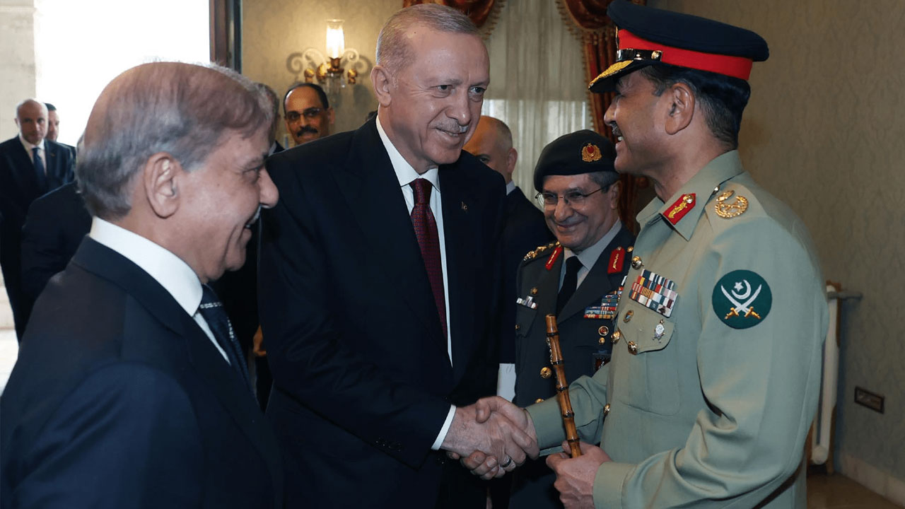 ‘কৌশলগত’ সম্পর্ক আরও দৃঢ় করার অঙ্গীকার পাকিস্তান-তুরস্কের