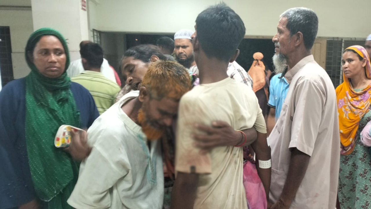 ফরিদপুরে আধিপত্যের বিরোধে সংঘর্ষে একজন নিহত, আহত ৩১