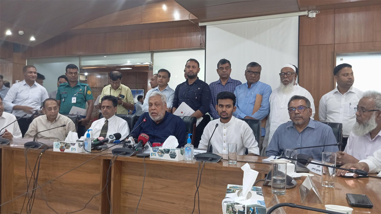 ঈদে ৬ দিন মহাসড়কে ট্রাক-কাভার্ড ভ্যান চলাচল বন্ধ