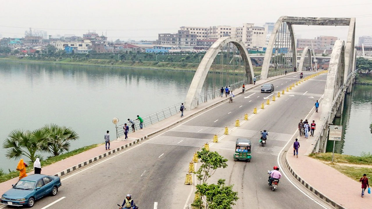 হাতিরঝিলে ওভারব্রিজের নিচে পড়েছিল যুবকের মরদেহ