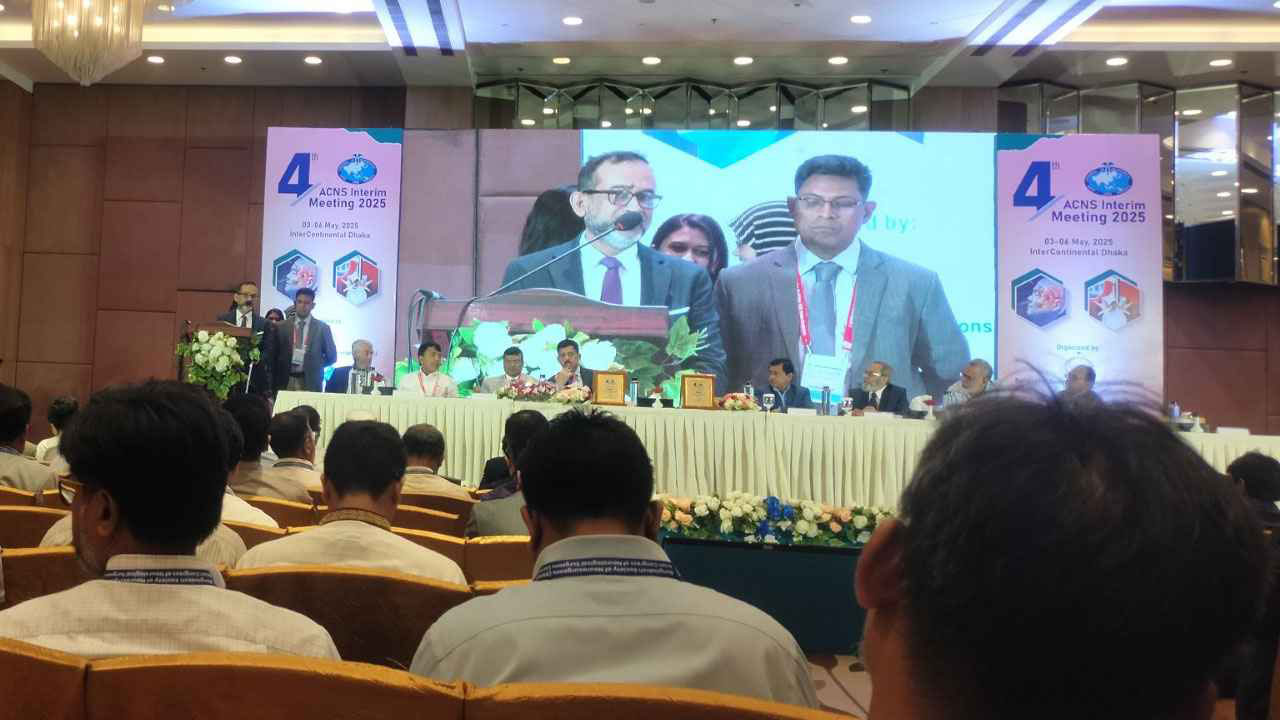 চিকিৎসা ব্যয় মেটাতে প্রতিবছর গরিব হচ্ছে ৫০ লাখ মানুষ