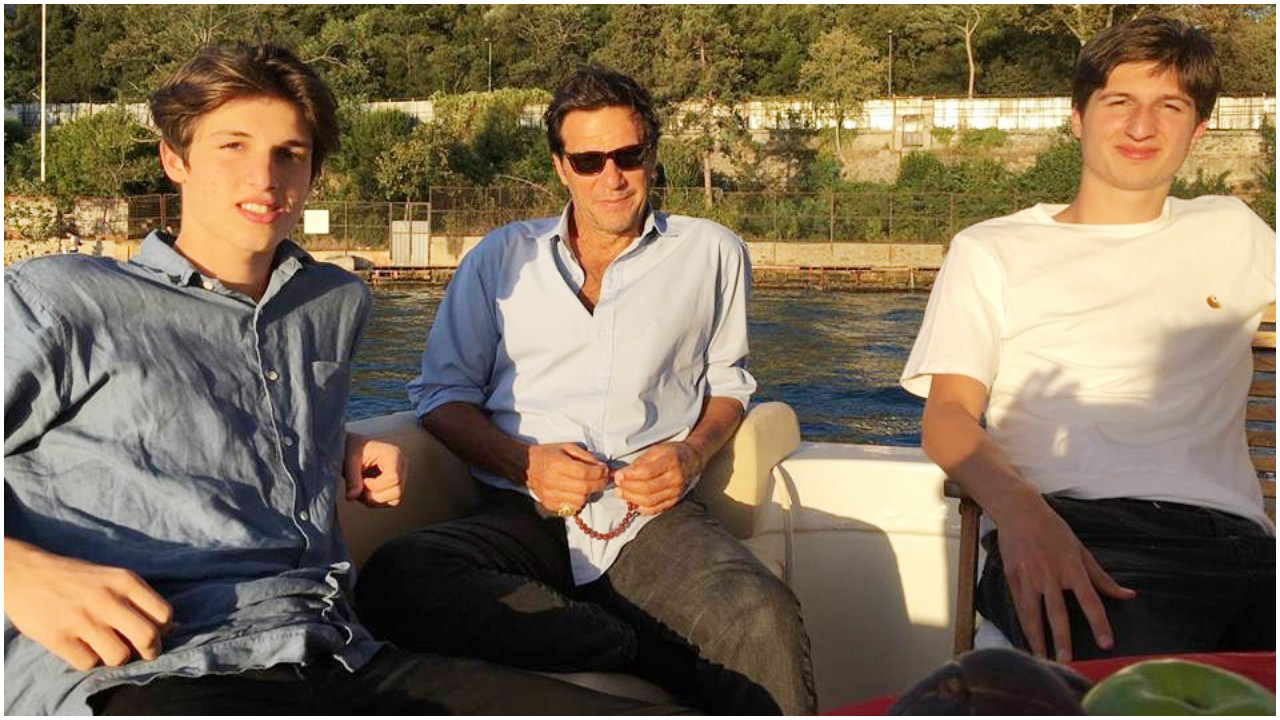 পাকিস্তানের ওপর আন্তর্জাতিক চাপ চান ইমরান খানের ছেলেরা