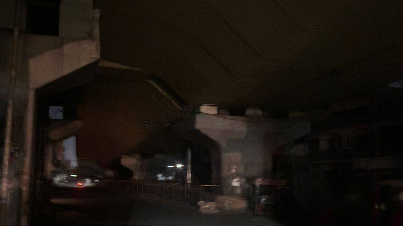 ভারতের অমৃতসারে ফের ব্ল্যাকআউট, সবাইকে ঘরে থাকার নির্দেশ