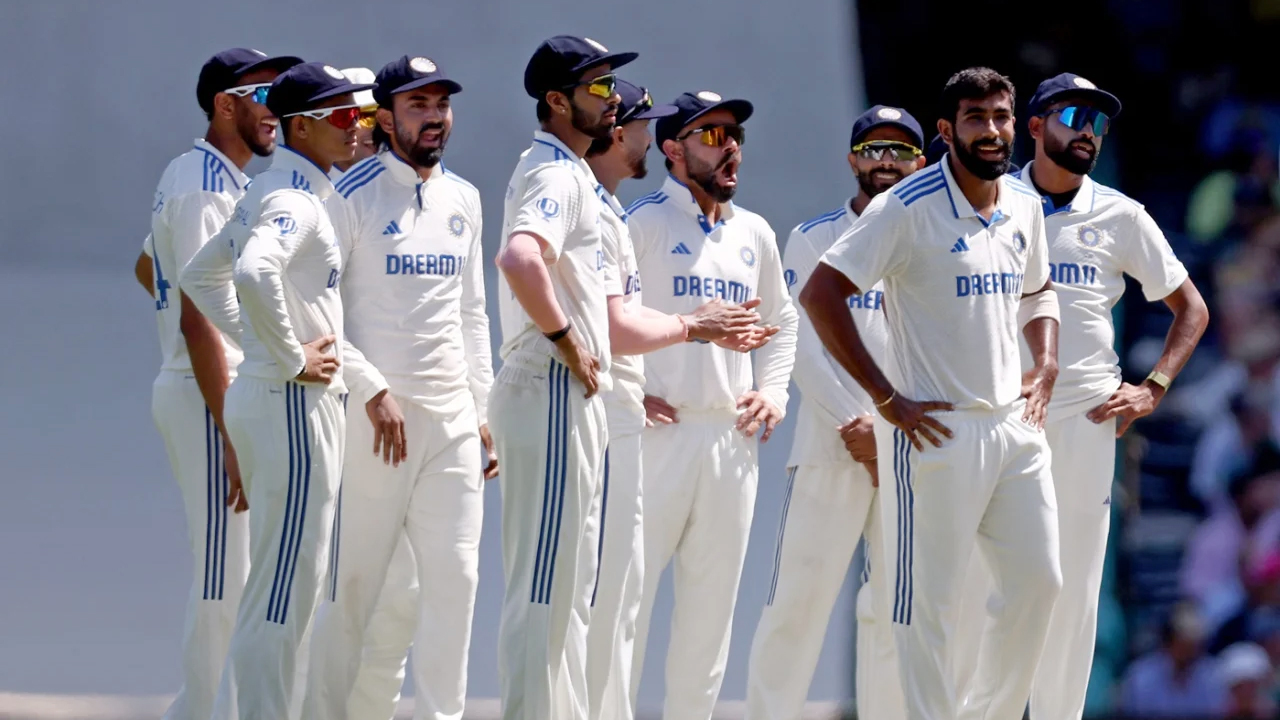 ইংল্যান্ড সিরিজের ভারতীয় স্কোয়াডে কয়েকটি চমক, জায়গা হয়নি শামির