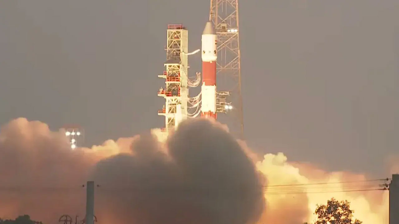 ভারতের মহাকাশ অভিযান ব্যর্থ, মাঝপথে বাতিল মিশন-রকেট ধ্বংস