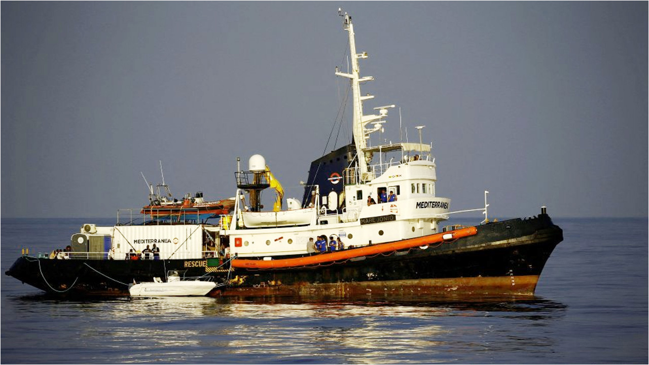 ইতালিতে অভিবাসীদের উদ্ধারকারী কর্মীরা বিচারের মুখোমুখি
