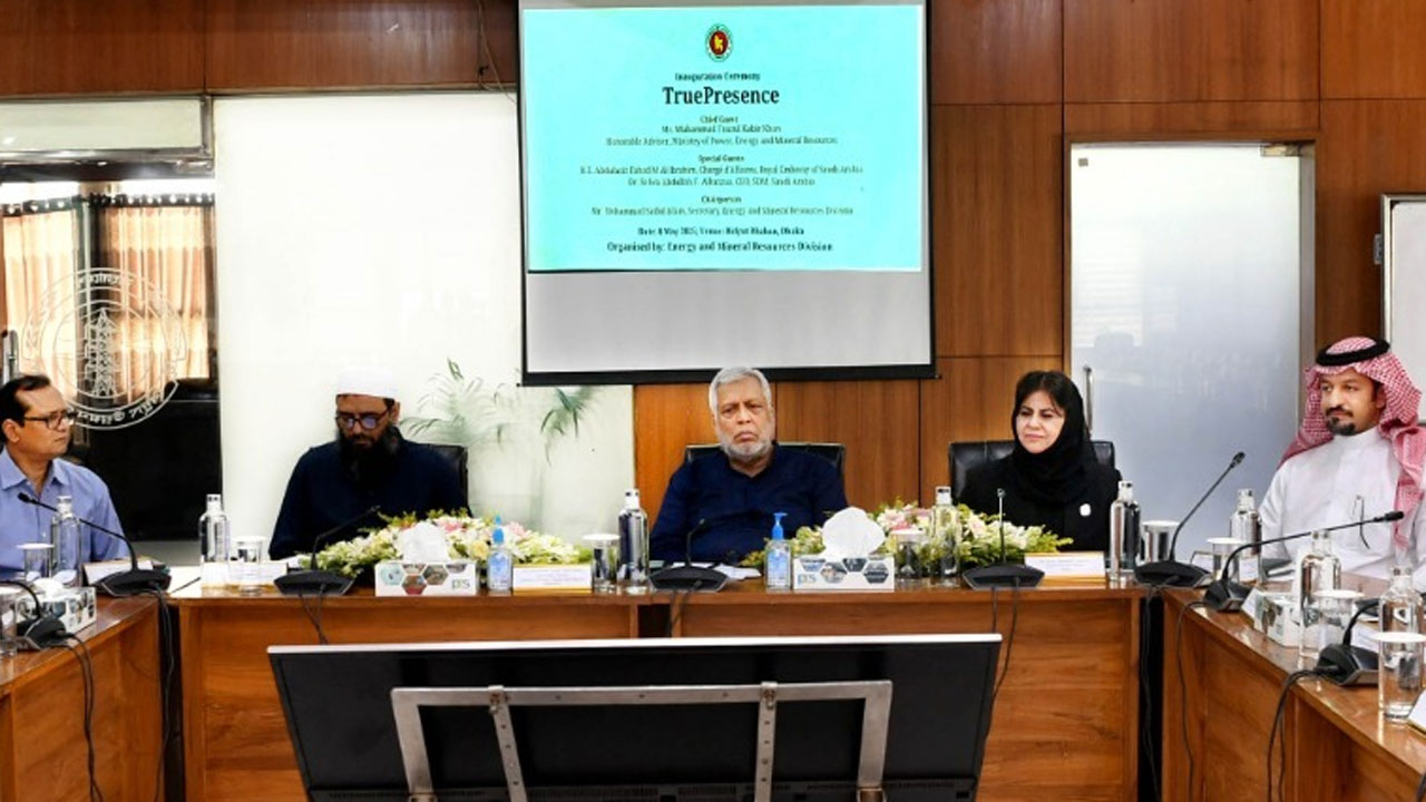 বাংলাদেশে প্রচুর পরিমাণে বিনিয়োগের সুযোগ রয়েছে