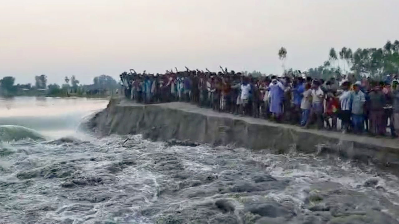 ভেঙে ফেলা হয়েছে দশানী নদীর বাঁধ, কৃত্রিম বন্যা থেকে মুক্তি