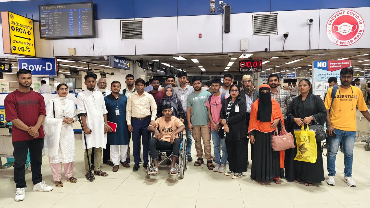 উন্নত চিকিৎসায় ৭ ‘জুলাই যোদ্ধাকে’ পাঠানো হলো থাইল্যান্ডে