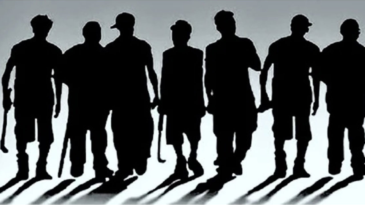 মোহাম্মদপুরে কিশোর গ্যাংয়ের হামলায় একই পরিবারে আহত ৭