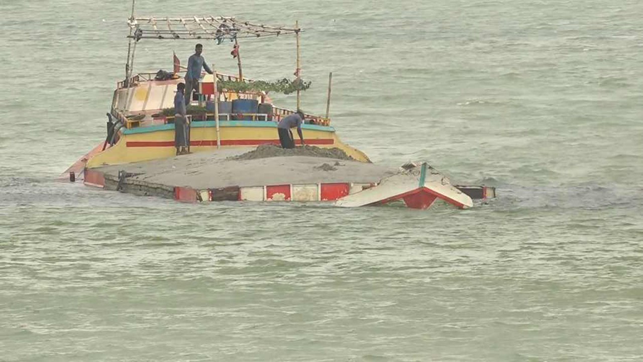 অবৈধ বালু উত্তোলন বন্ধে কঠোর নির্দেশ, যৌথ অভিযানের ঘোষণা