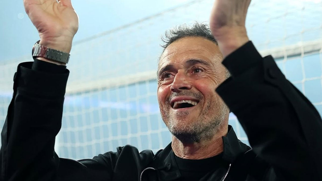 ‘আমরা কৃষক লিগ’– আর্সেনালকে হারিয়ে ফুটবল দুনিয়াকে এনরিকের খোঁচা