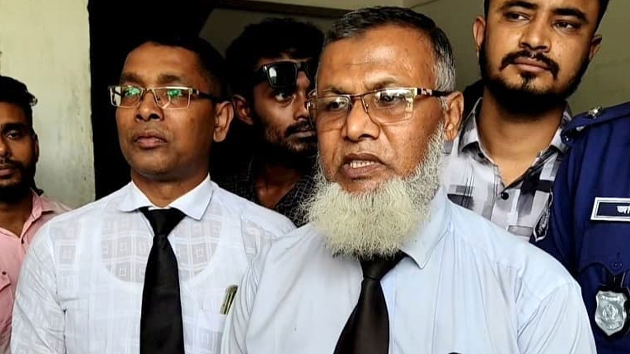 সাক্ষ্য দিতে না আসায় ঢামেকের দুই চিকিৎসকের বিরুদ্ধে পরোয়ানা