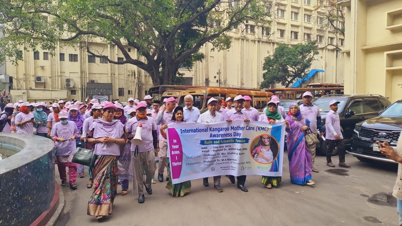 মায়ের বুকই নবজাতকের জন্য প্রথম হাসপাতাল : ডা. শাহিনুল