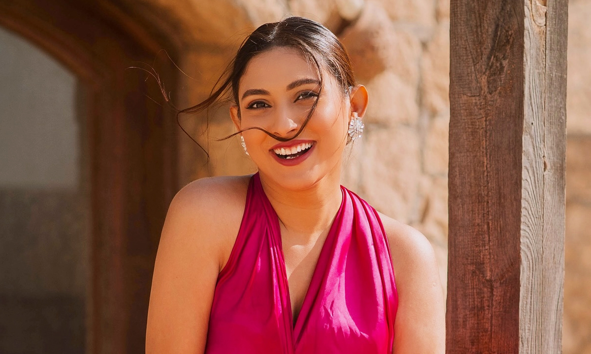 সুখবর দিলেন মেহজাবীন